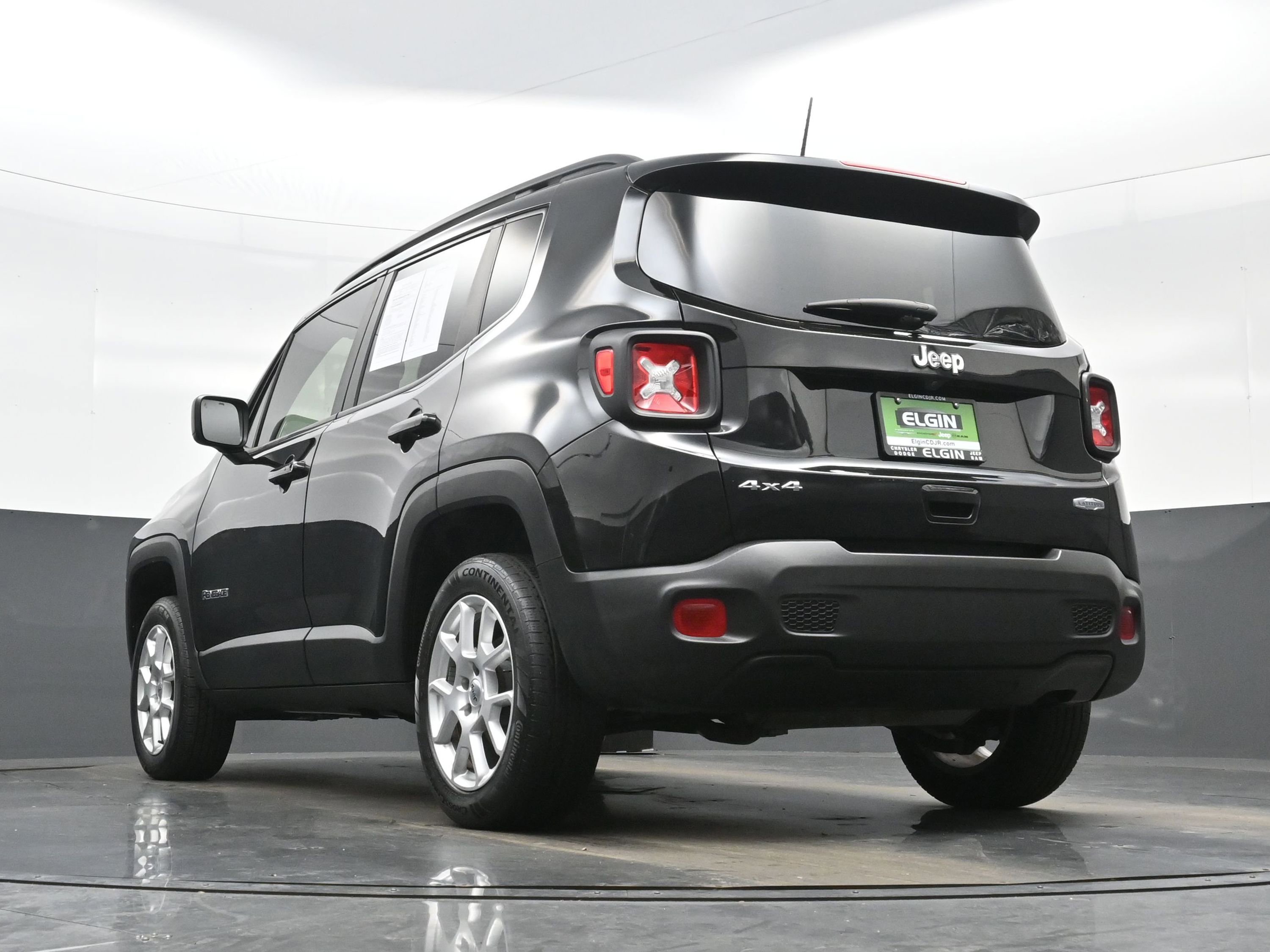 Used 2022 Jeep Renegade Latitude AWD/4WD image 25