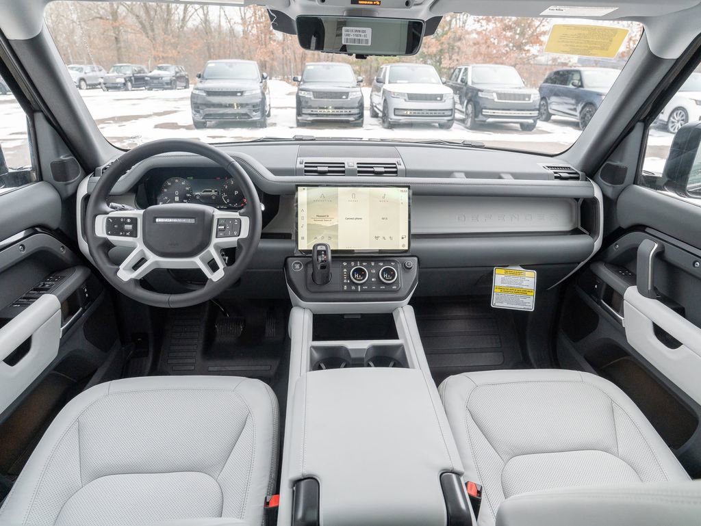 New 2026 Land Rover Defender 110 X-Dynamic SE image 17