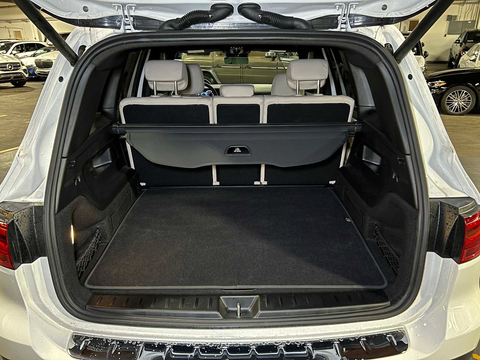 Certified 2025 Mercedes-Benz GLB 250 4MATIC image 18