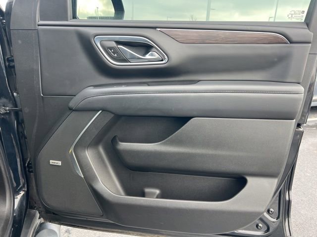 Used 2022 Chevrolet Suburban Z71 image 33