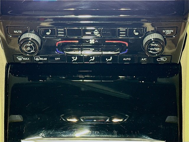 Used 2023 Jeep Grand Cherokee L Limited image 13