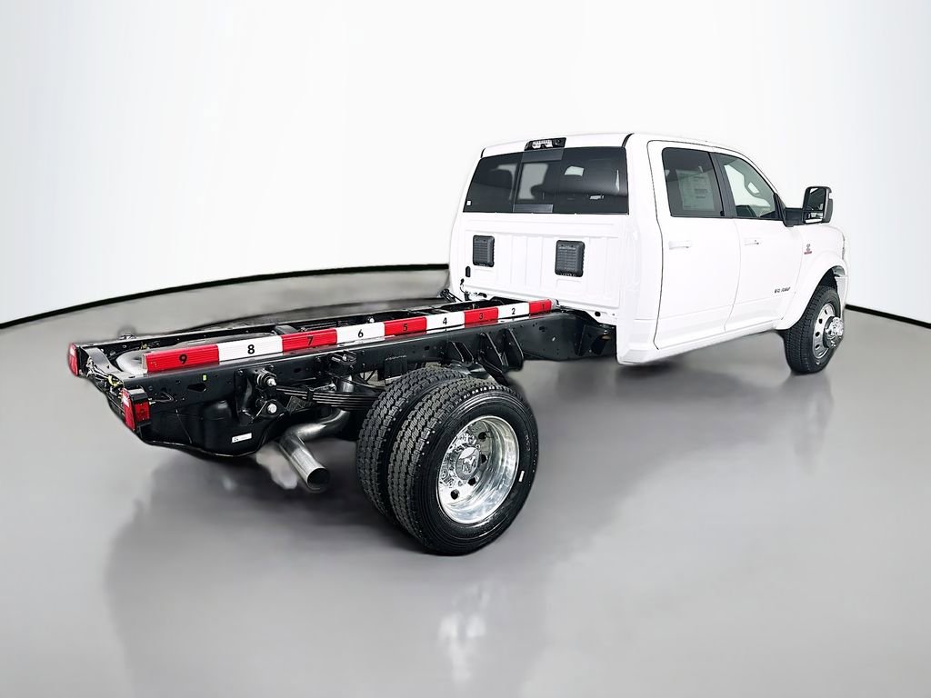 New 2026 RAM 4500 4x4 Crew Cab DRW image 7
