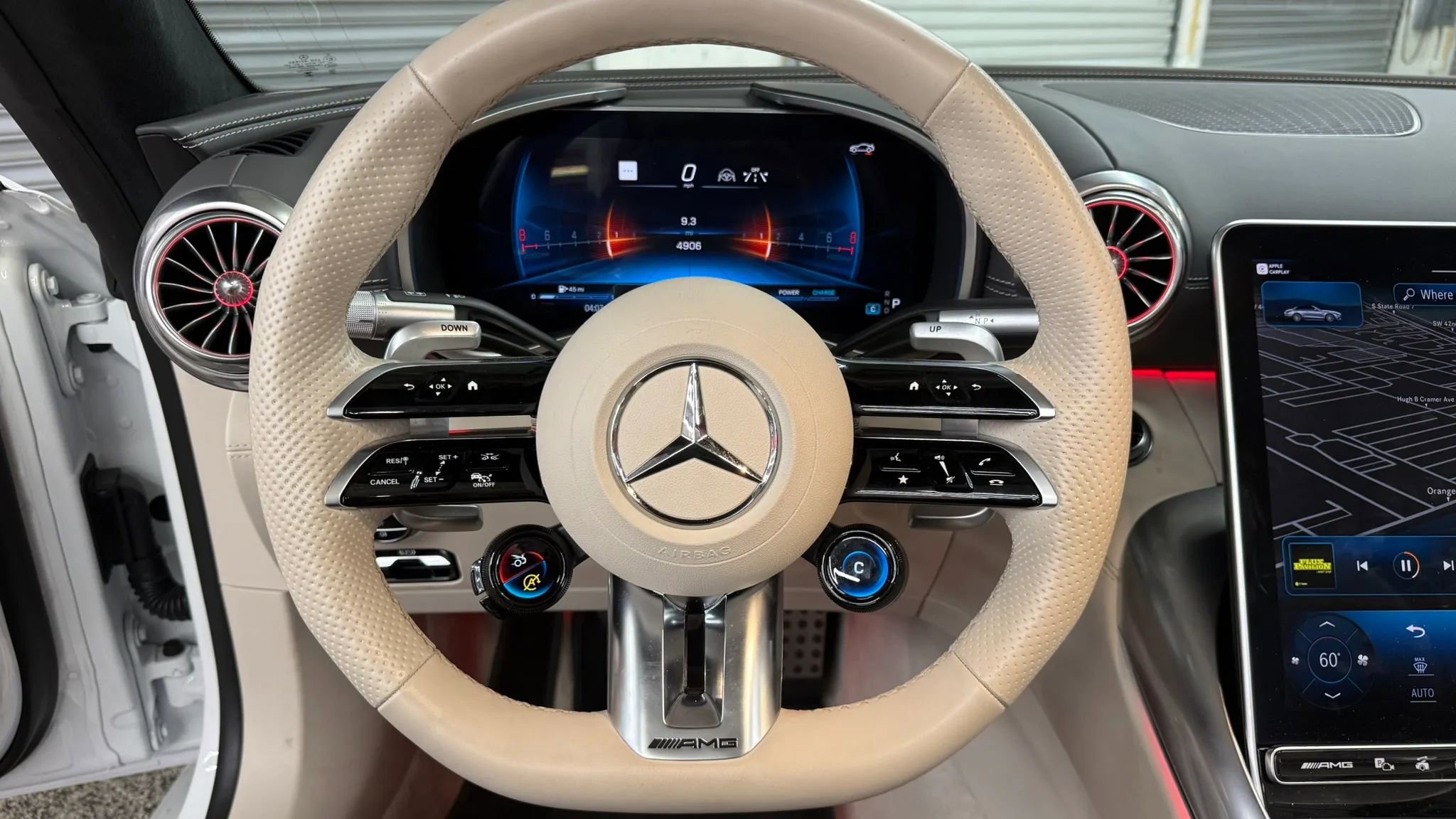 Used 2023 Mercedes-Benz SL 43 AMG image 12