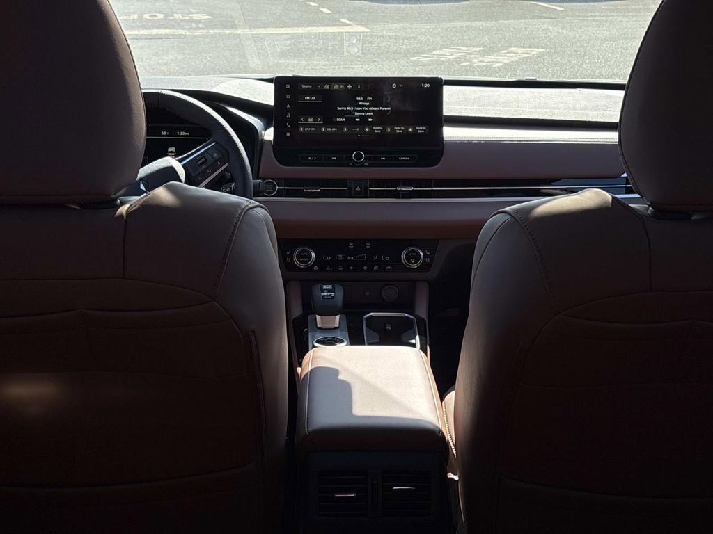 New 2026 Mitsubishi Outlander SEL FWD image 16