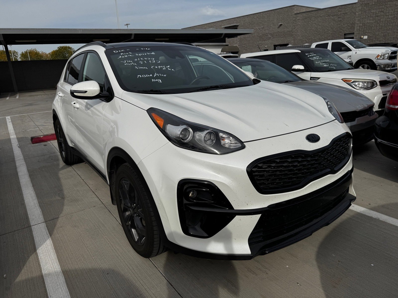 Used 2022 Kia Sportage Nightfall Edition image 5