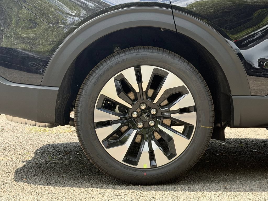 New 2026 Ford Explorer Platinum w/ LUX Leather Package AWD/4WD image 5