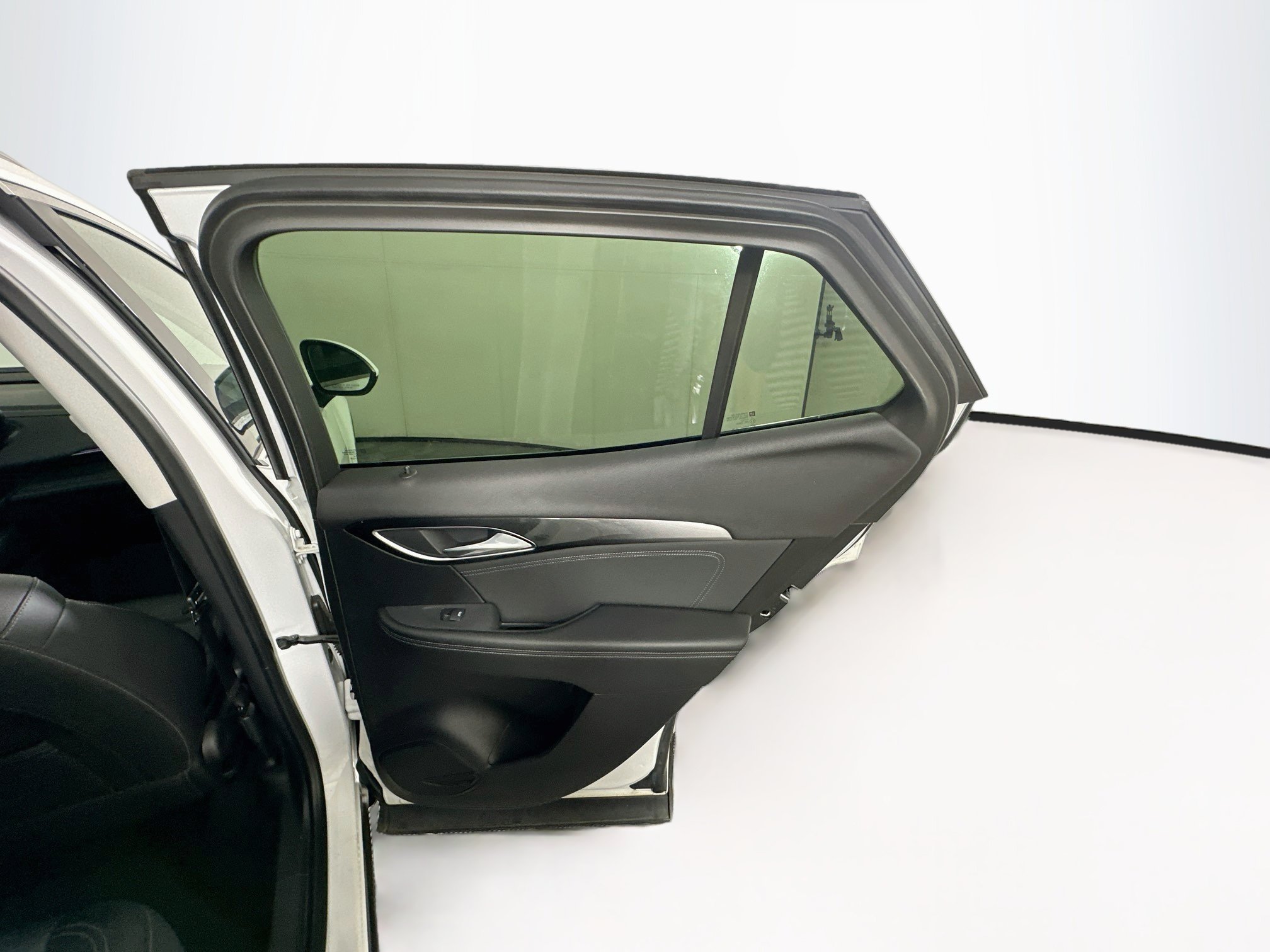 Used 2024 Buick Envision Preferred AWD/4WD image 29