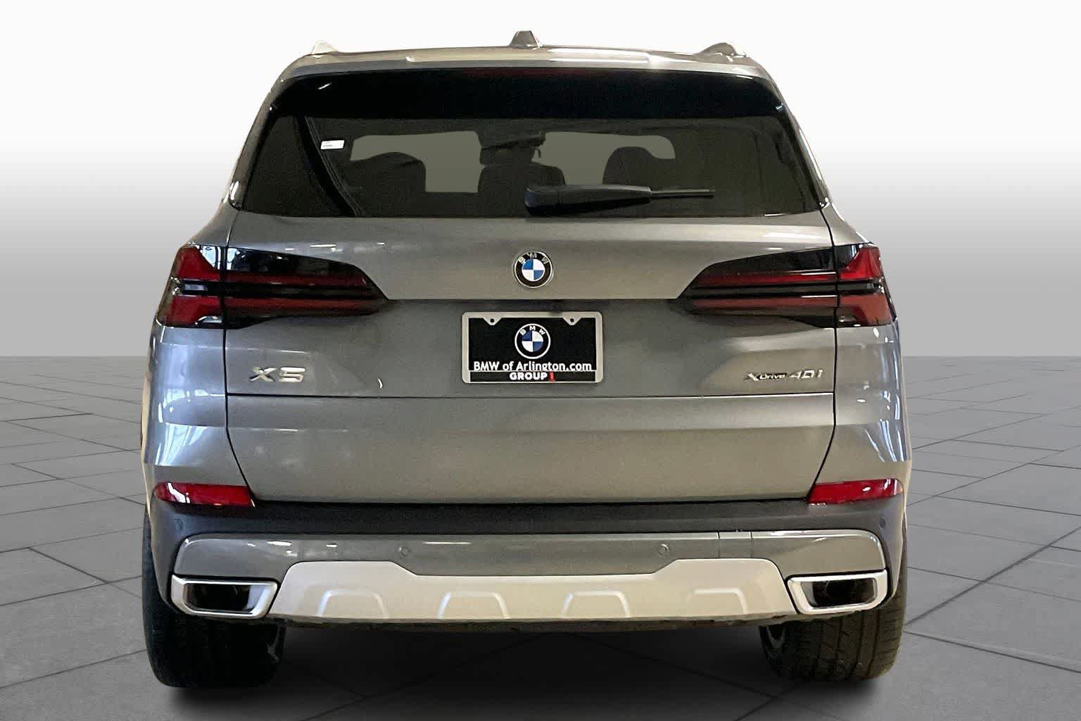 Used 2026 BMW X5 xDrive40i w/ Premium Package AWD/4WD image 4