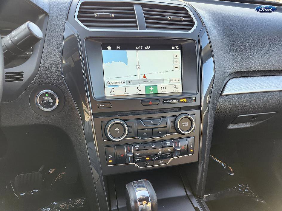 Used 2017 Ford Explorer XLT w/ Equipment Group 202A image 22