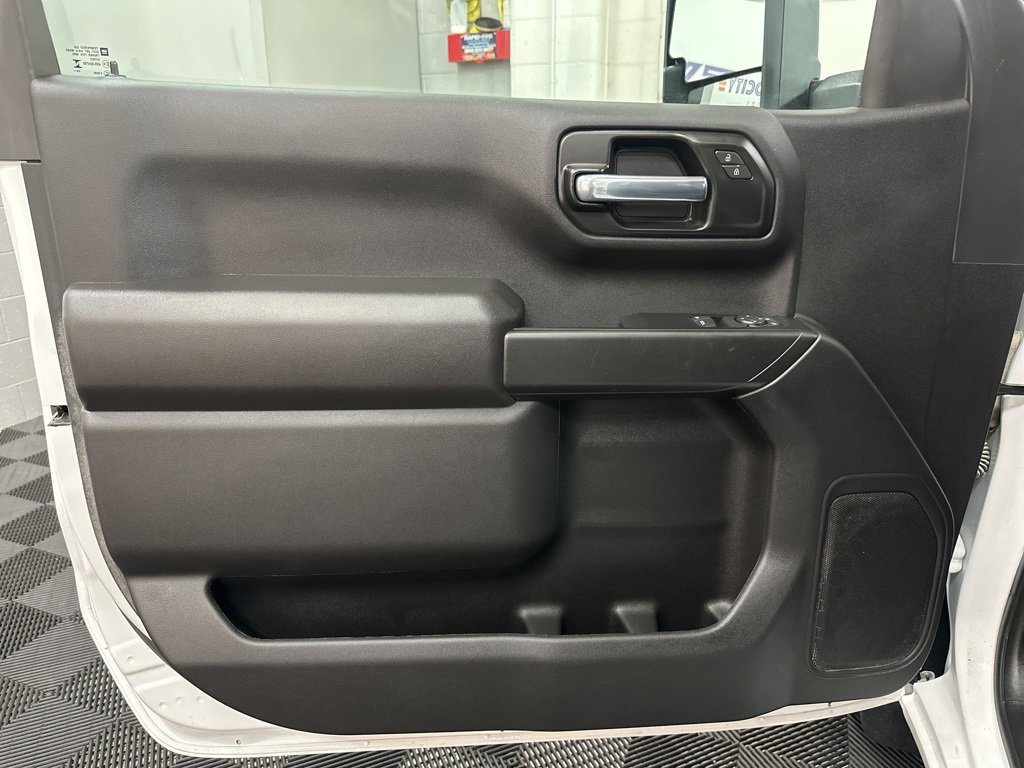 Used 2025 Chevrolet Silverado 1500 W/T w/ WT Value Package image 18