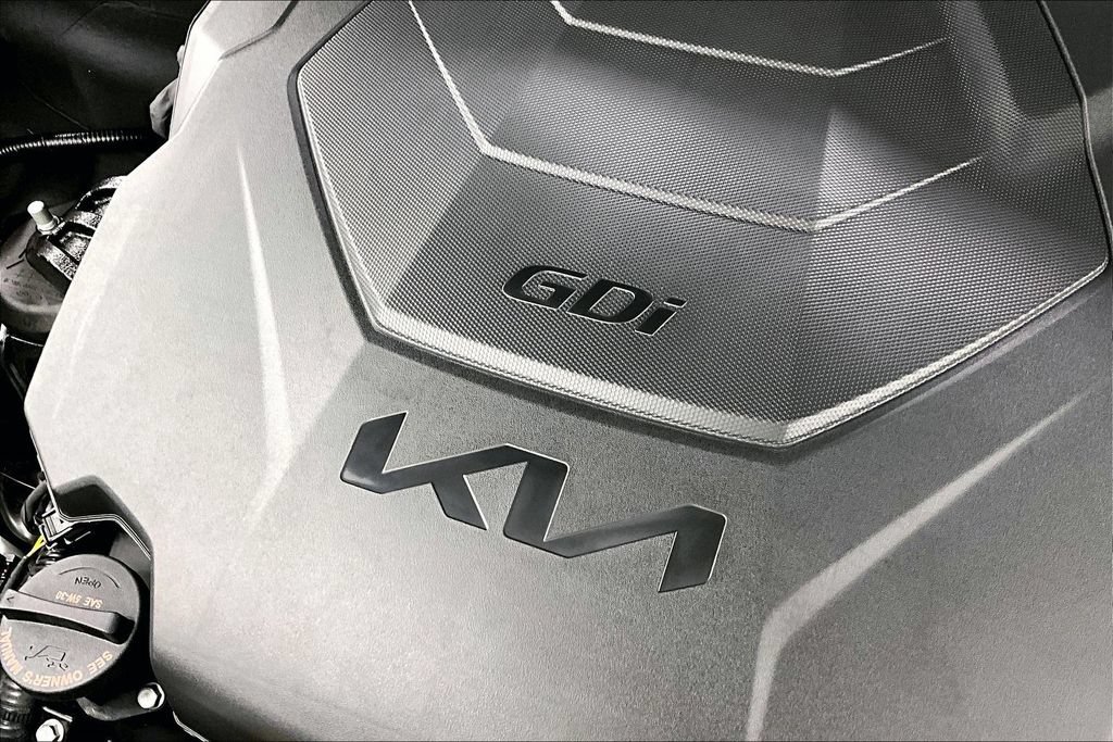 Used 2025 Kia Telluride S FWD image 39