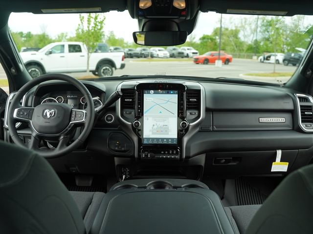 New 2025 RAM 2500 Big Horn AWD/4WD image 22