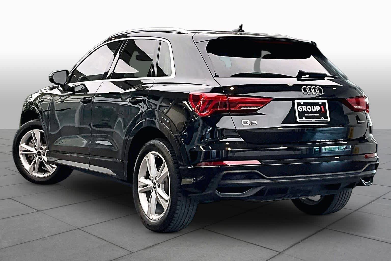Used 2023 Audi Q3 2.0T Premium Plus w/ Premium Plus Package AWD/4WD image 12