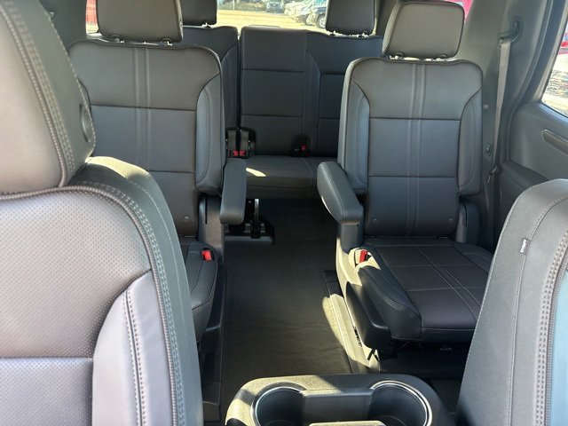 New 2026 Chevrolet Tahoe High Country w/ Sun And Tow Package image 29