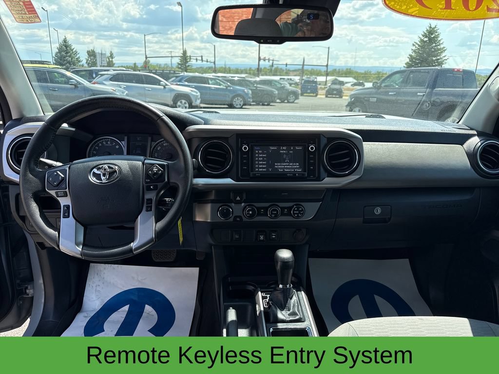 Used 2019 Toyota Tacoma SR5 AWD/4WD image 15