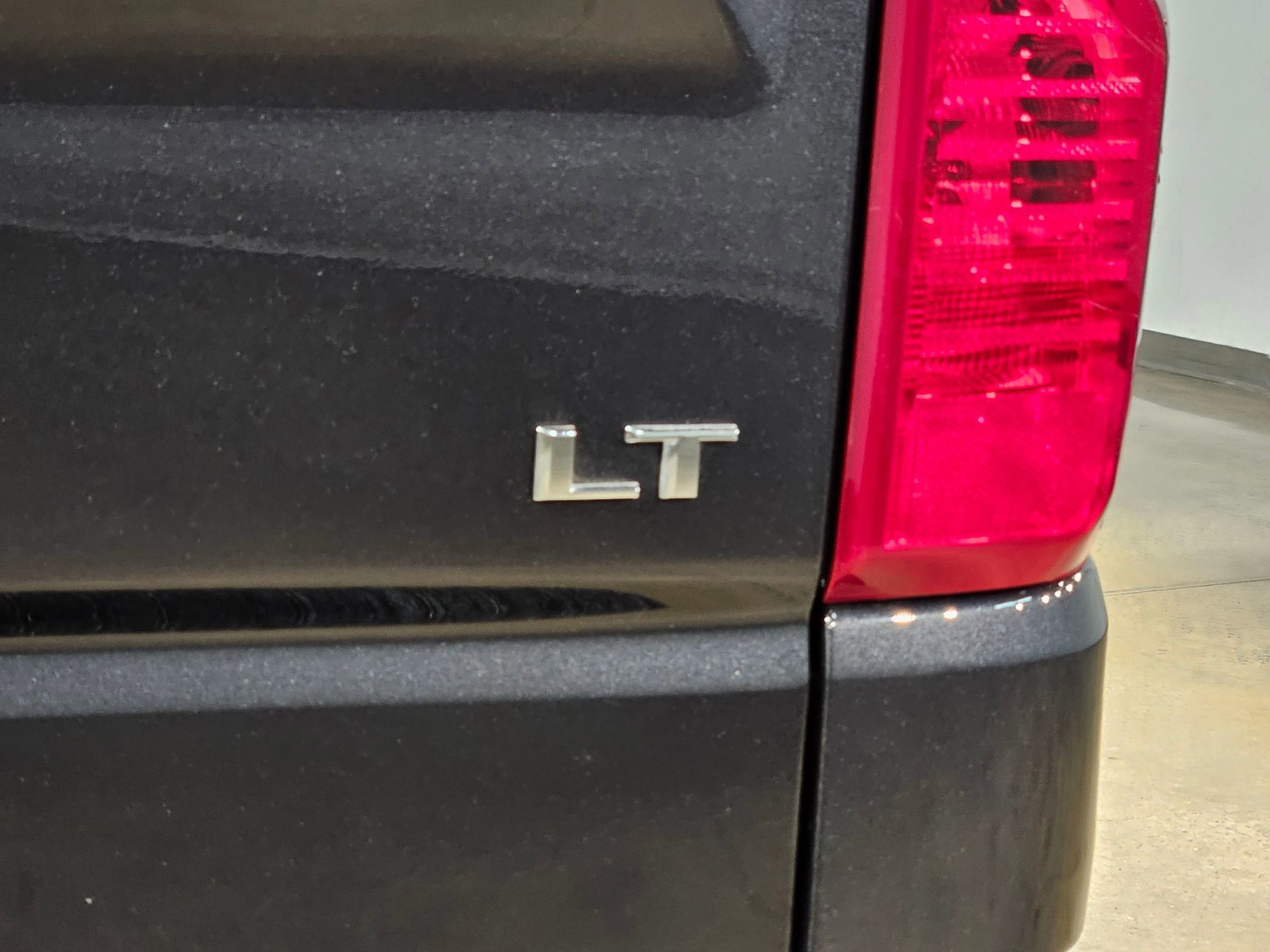 Used 2023 Chevrolet Silverado 1500 LT image 36