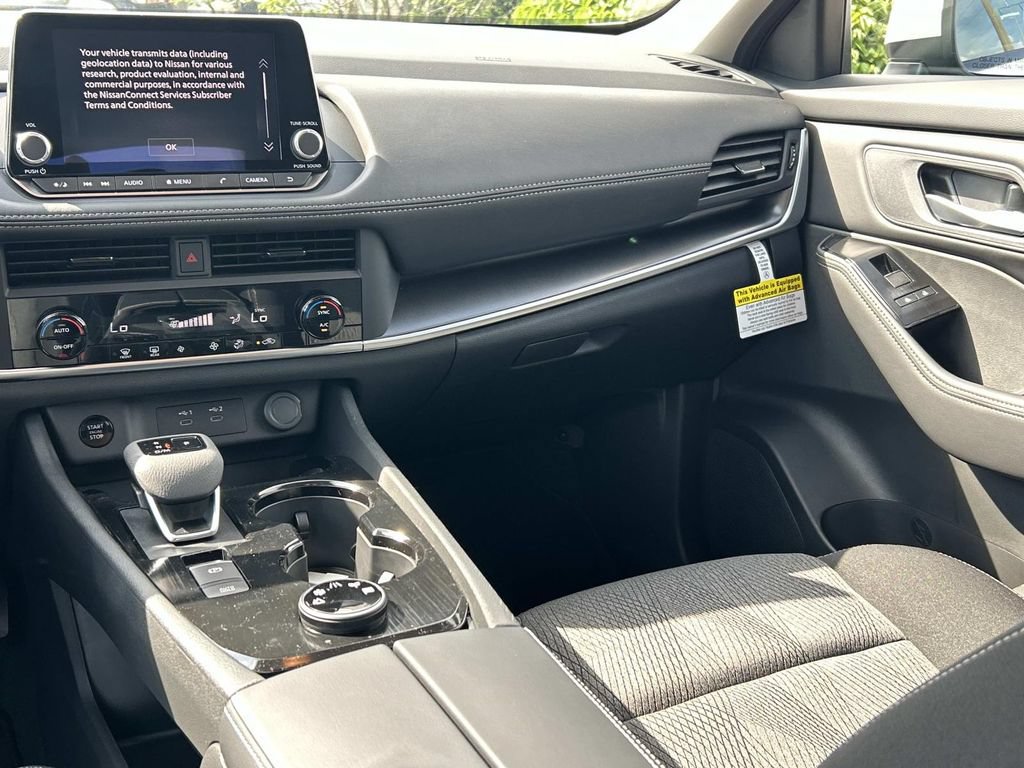 New 2026 Nissan Rogue SV AWD/4WD image 22