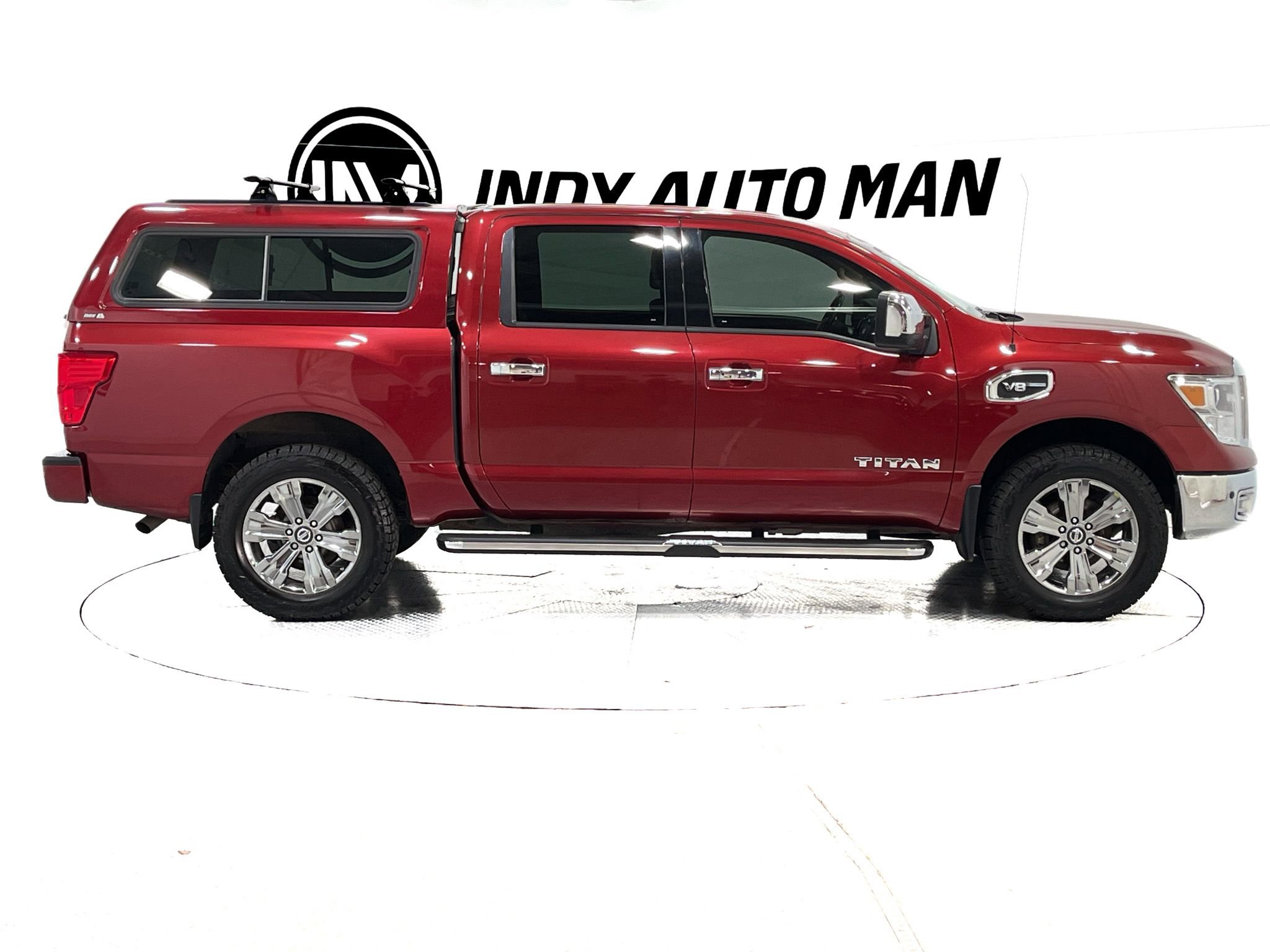 Used 2017 Nissan Titan SL w/ Chrome Package image 3