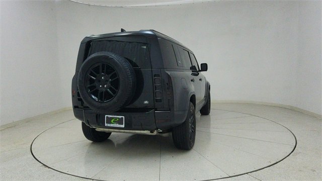 Used 2024 Land Rover Defender 110 S image 70