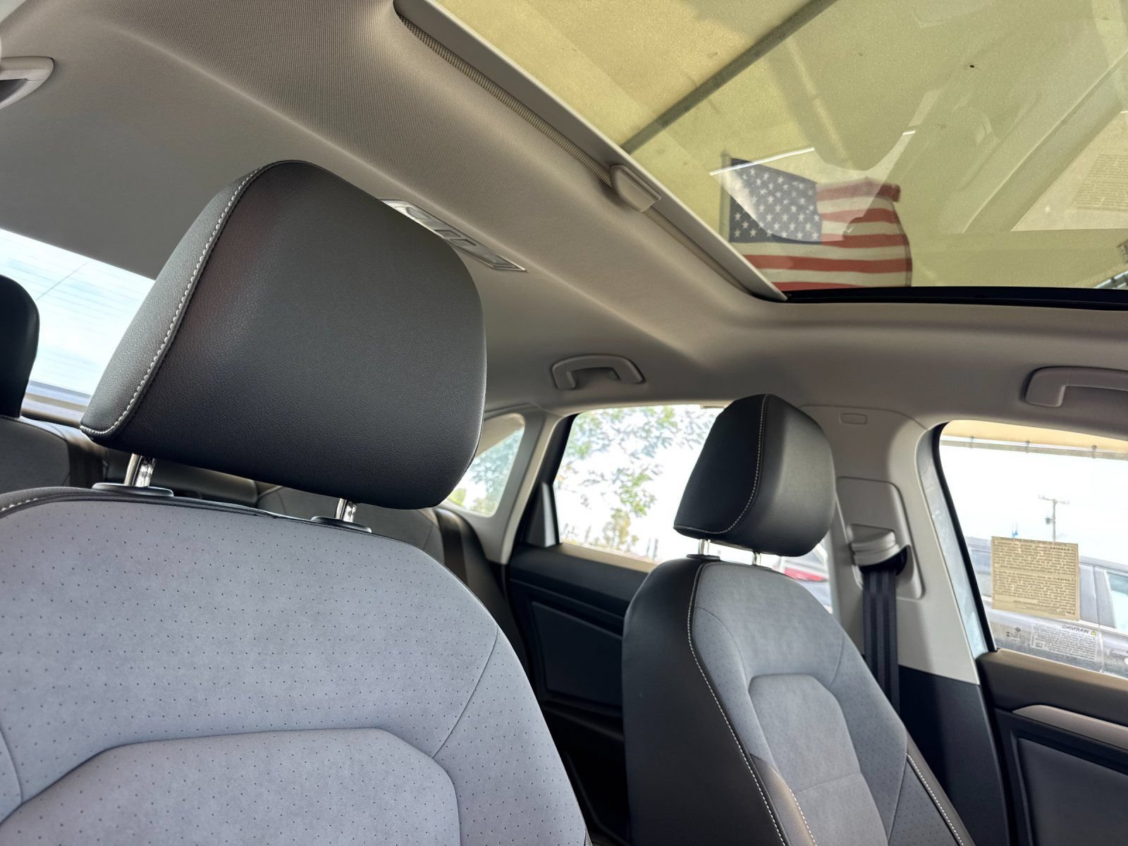New 2026 Volkswagen Jetta SE FWD image 16