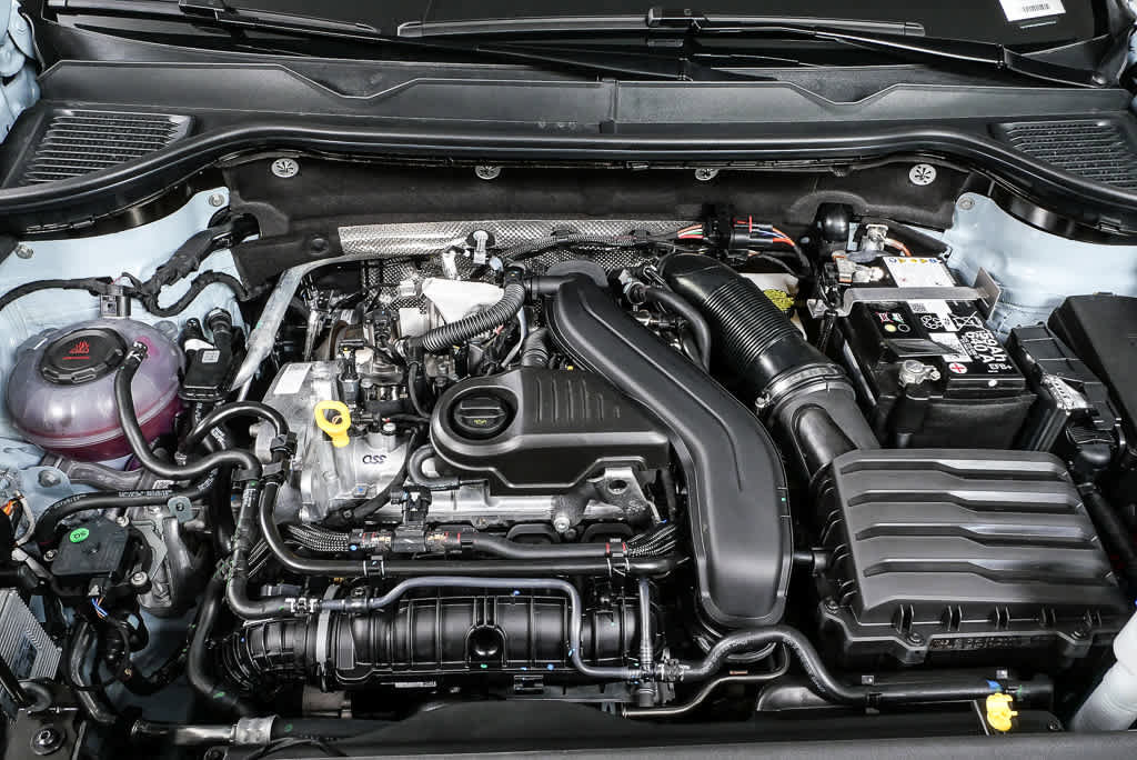 New 2026 Volkswagen Taos SE FWD image 35