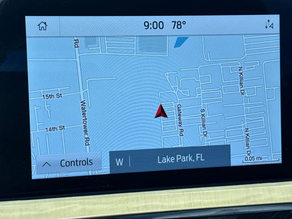 Used 2021 Ford Escape Titanium w/ Titanium Elite Package AWD/4WD image 22