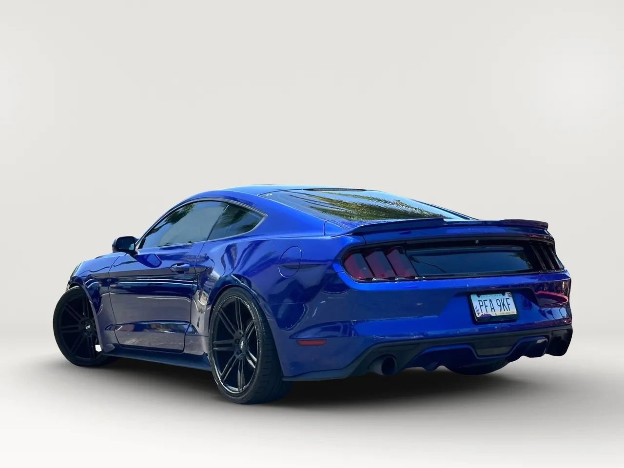 Used 2015 Ford Mustang GT w/ Equipment Group 051A RWD image 4