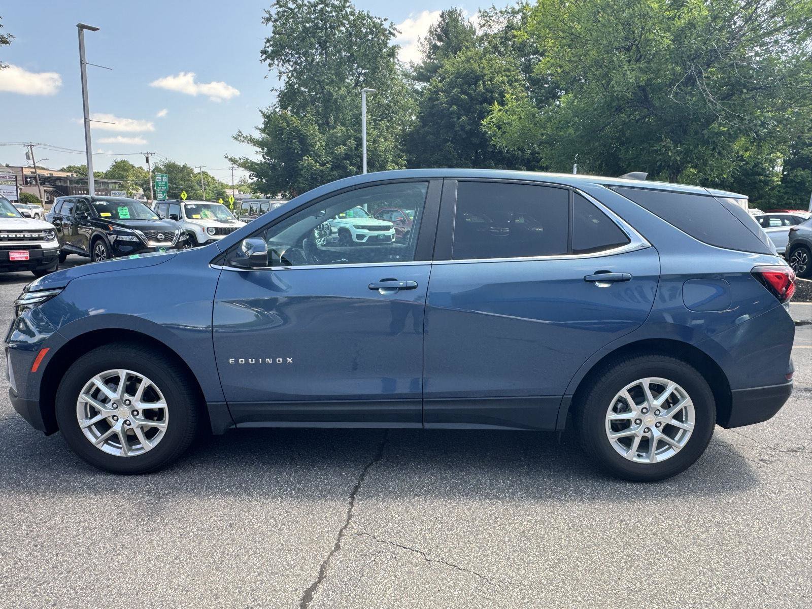 Certified 2024 Chevrolet Equinox LT AWD/4WD image 4