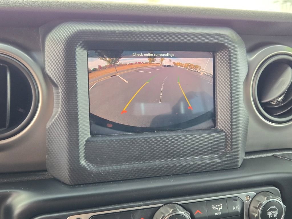 Used 2019 Jeep Wrangler Unlimited Sport S image 23