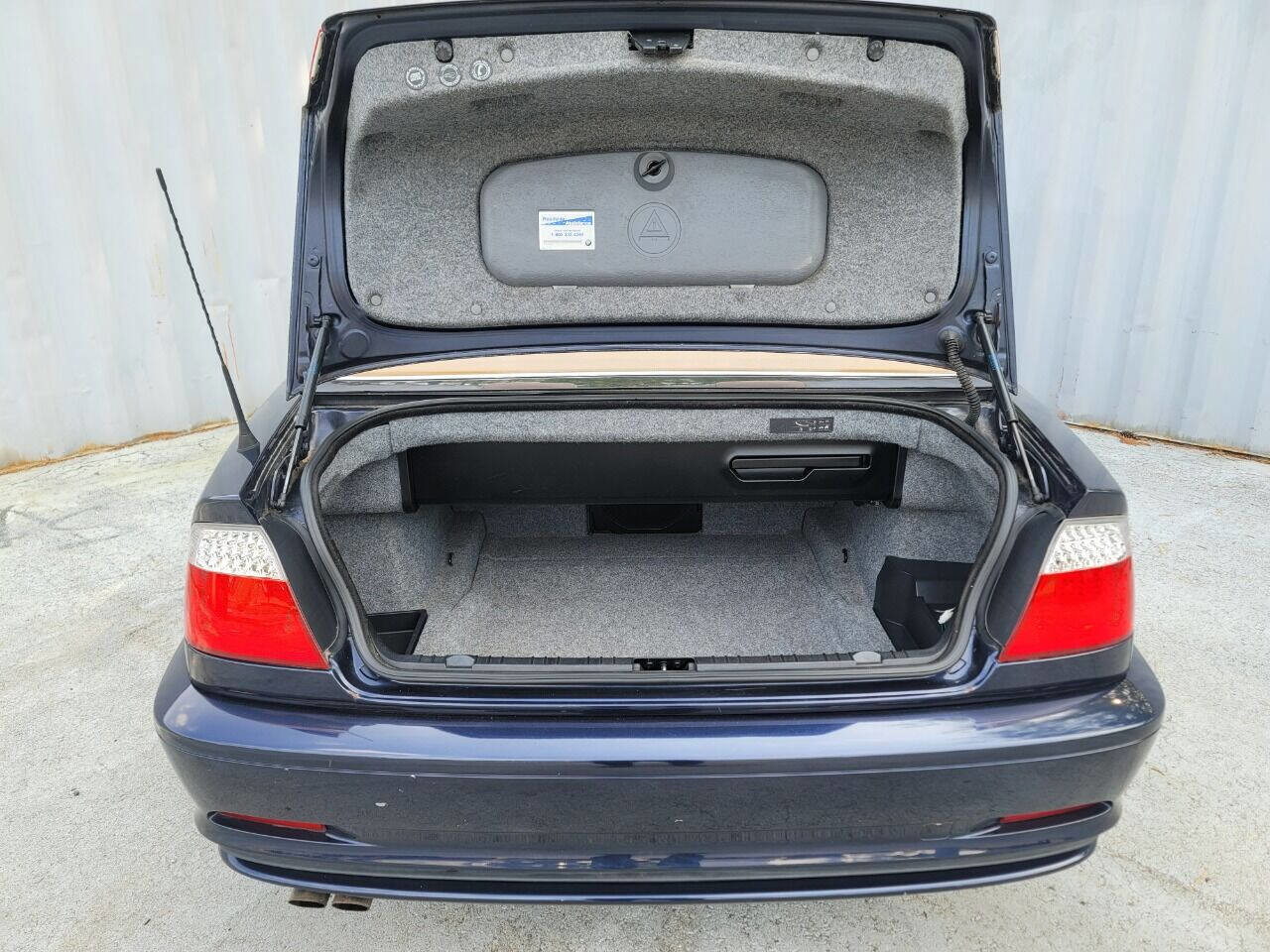 Used 2001 BMW 325Ci Convertible RWD image 12