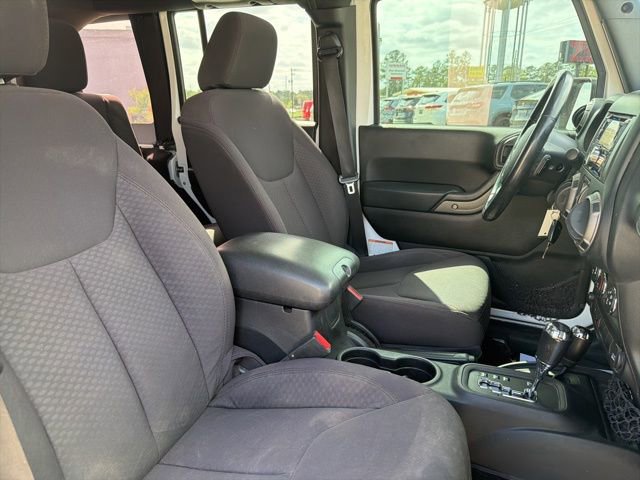 Used 2013 Jeep Wrangler Unlimited Sport image 15