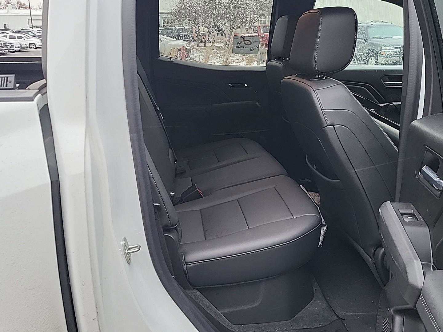 Used 2023 GMC Canyon Elevation w/ Elevation Premium Package image 9