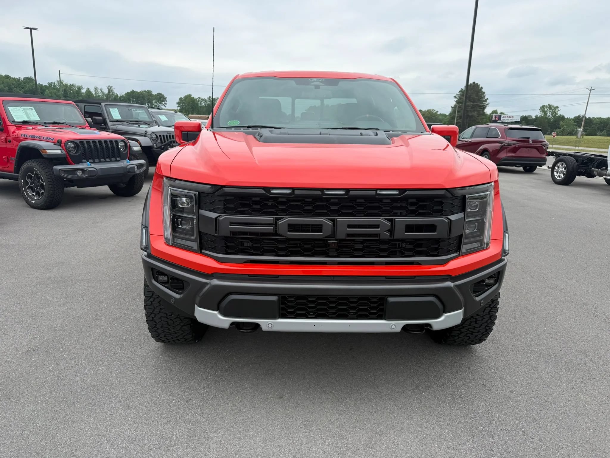 Used 2022 Ford F150 Raptor w/ Equipment Group 801A High AWD/4WD image 7