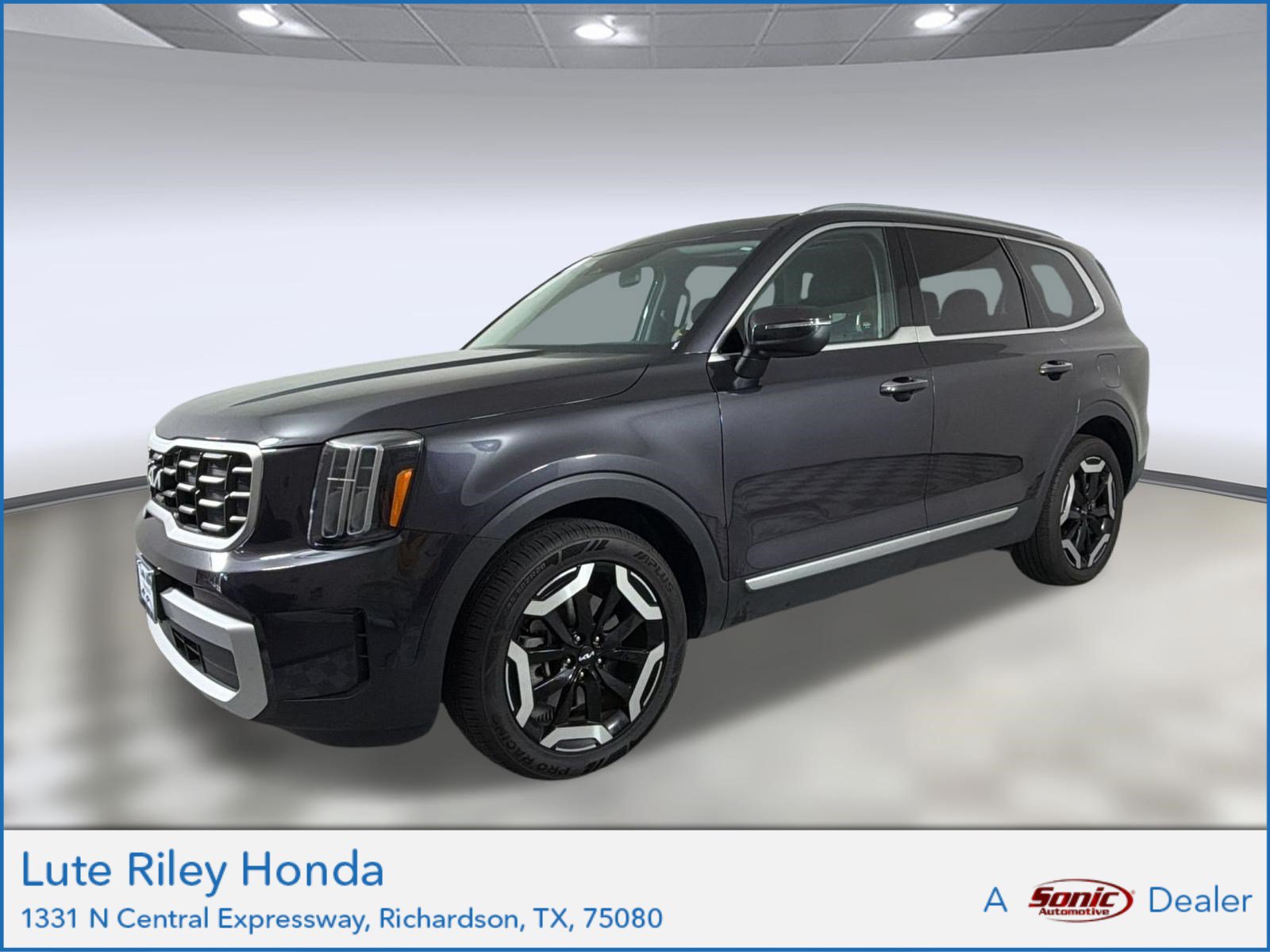 Used 2025 Kia Telluride S