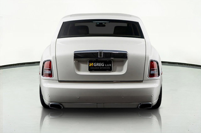 Used 2016 Rolls-Royce Phantom Sedan image 11
