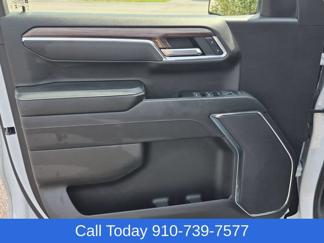 Used 2025 Chevrolet Silverado 1500 LT RWD image 11