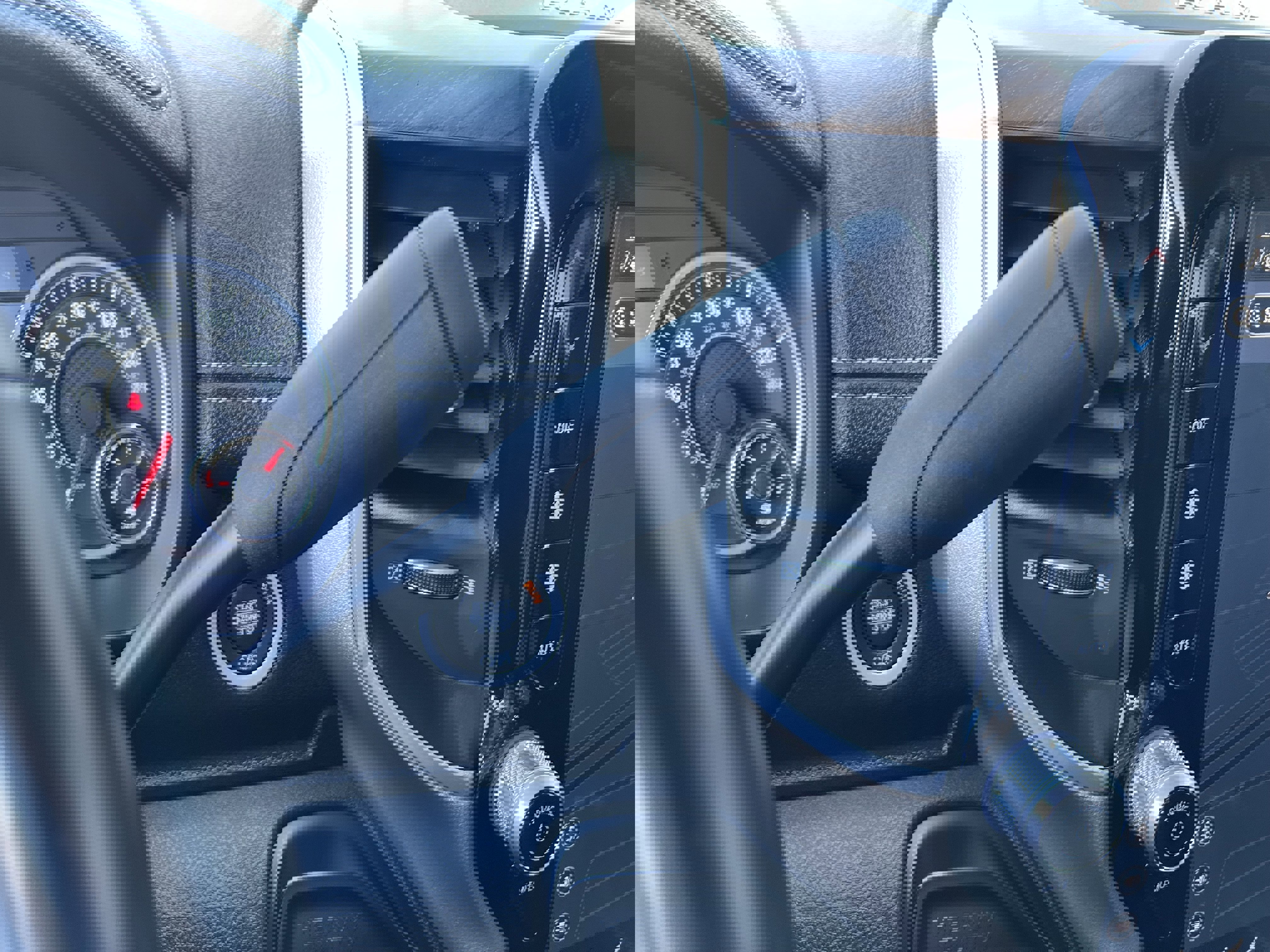 Used 2024 RAM 2500 Laramie w/ Safety Group image 34