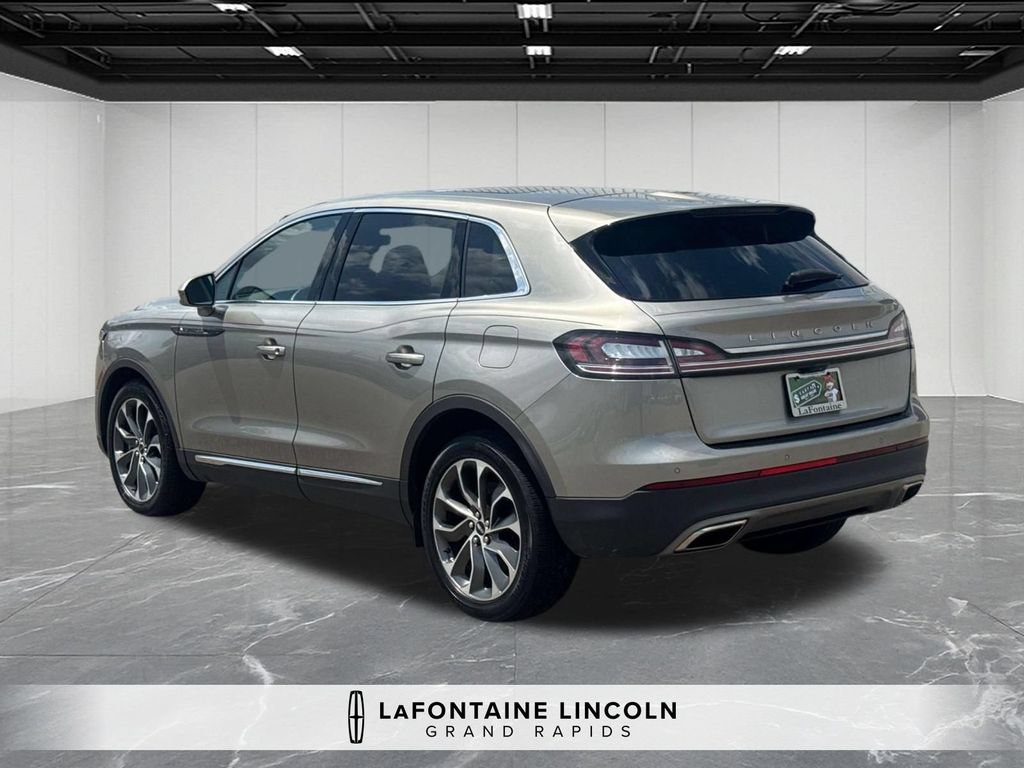 Certified 2023 Lincoln Nautilus Reserve AWD/4WD image 3