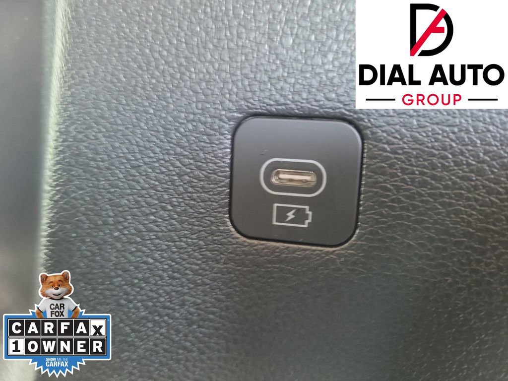 Used 2025 Kia Telluride S image 10