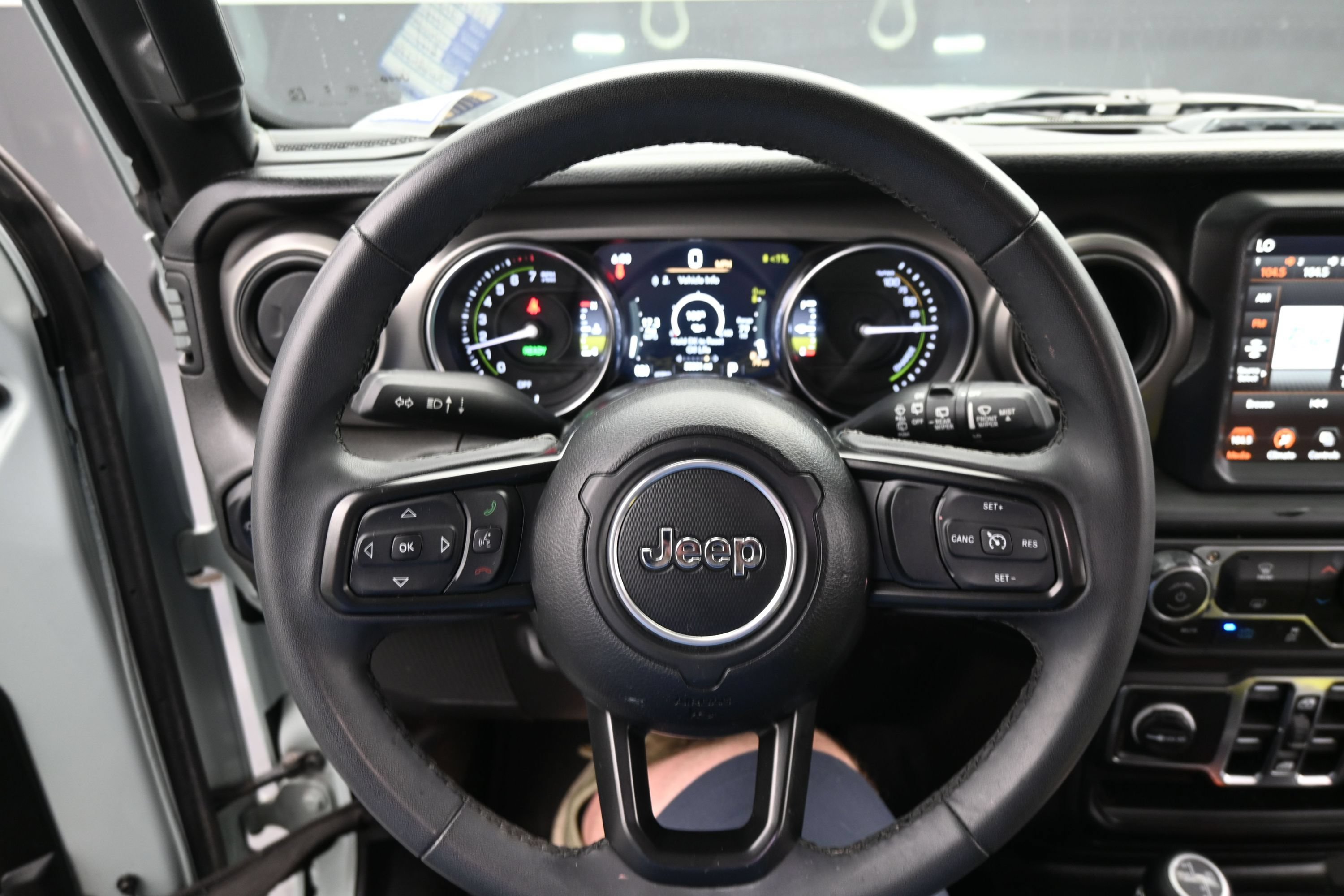 Used 2023 Jeep Wrangler Unlimited w/ 8.4" Radio Group AWD/4WD image 18