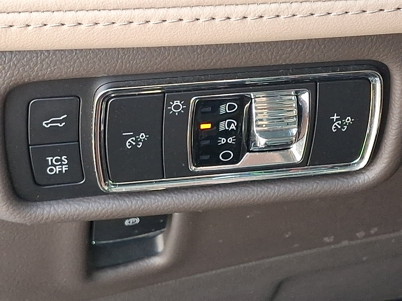 Certified 2021 Lincoln Nautilus Reserve AWD/4WD image 28