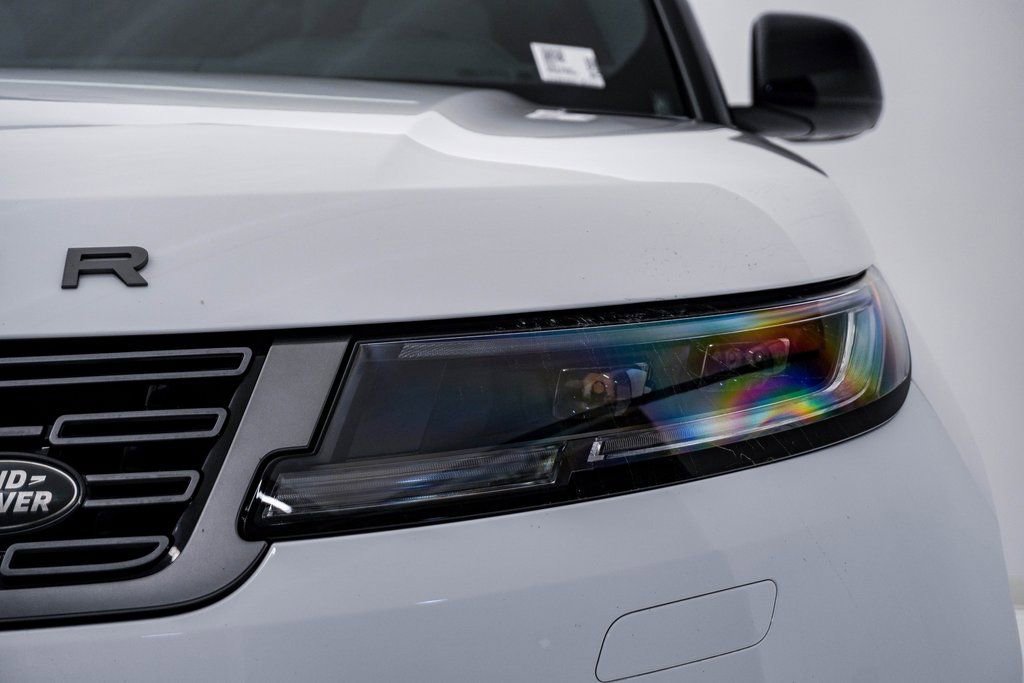Used 2024 Land Rover Range Rover Sport SE image 7