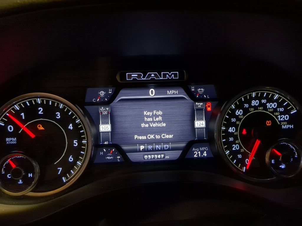 Used 2019 RAM 1500 Laramie AWD/4WD image 13