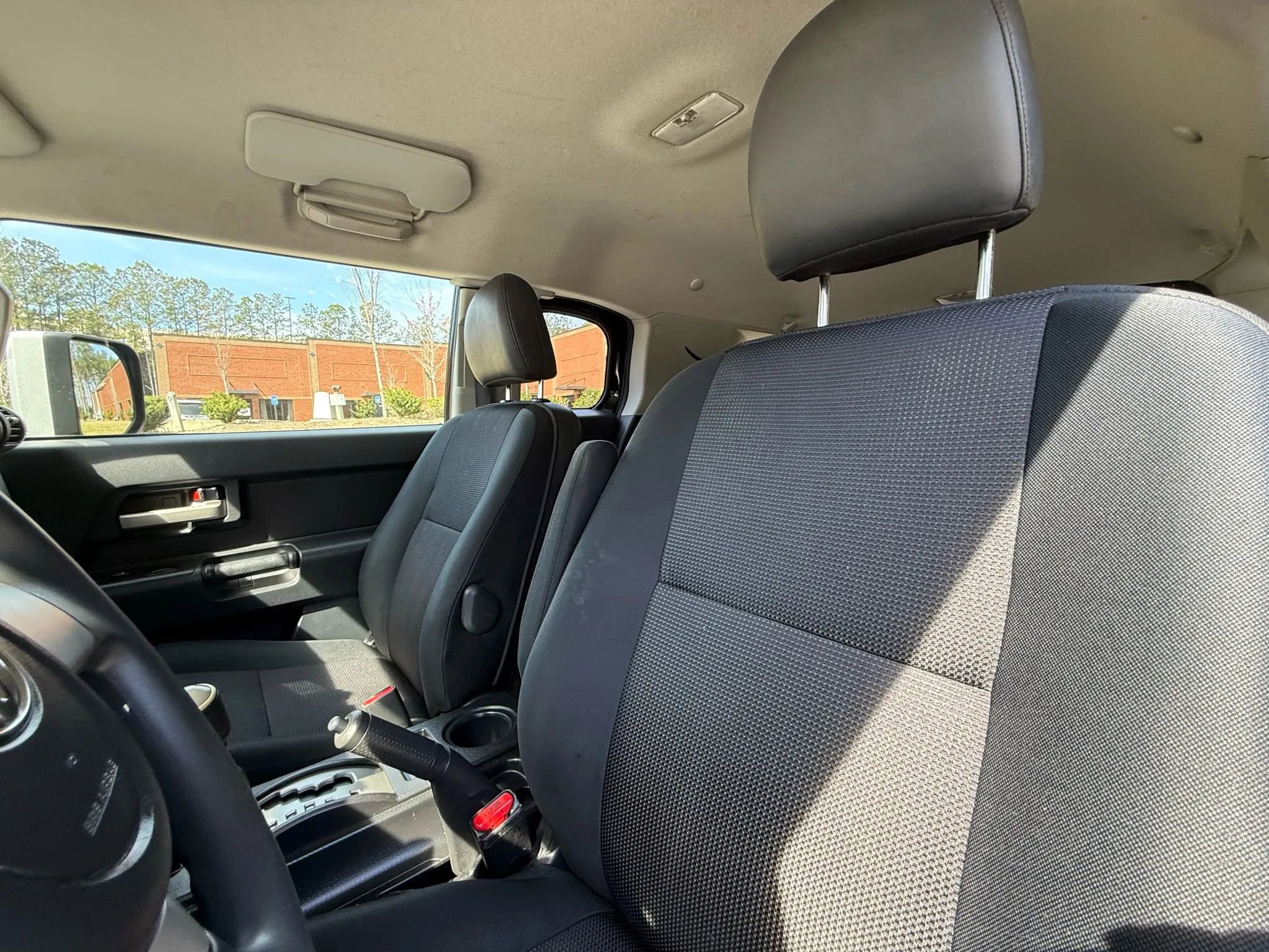 Used 2010 Toyota FJ Cruiser 4WD image 7