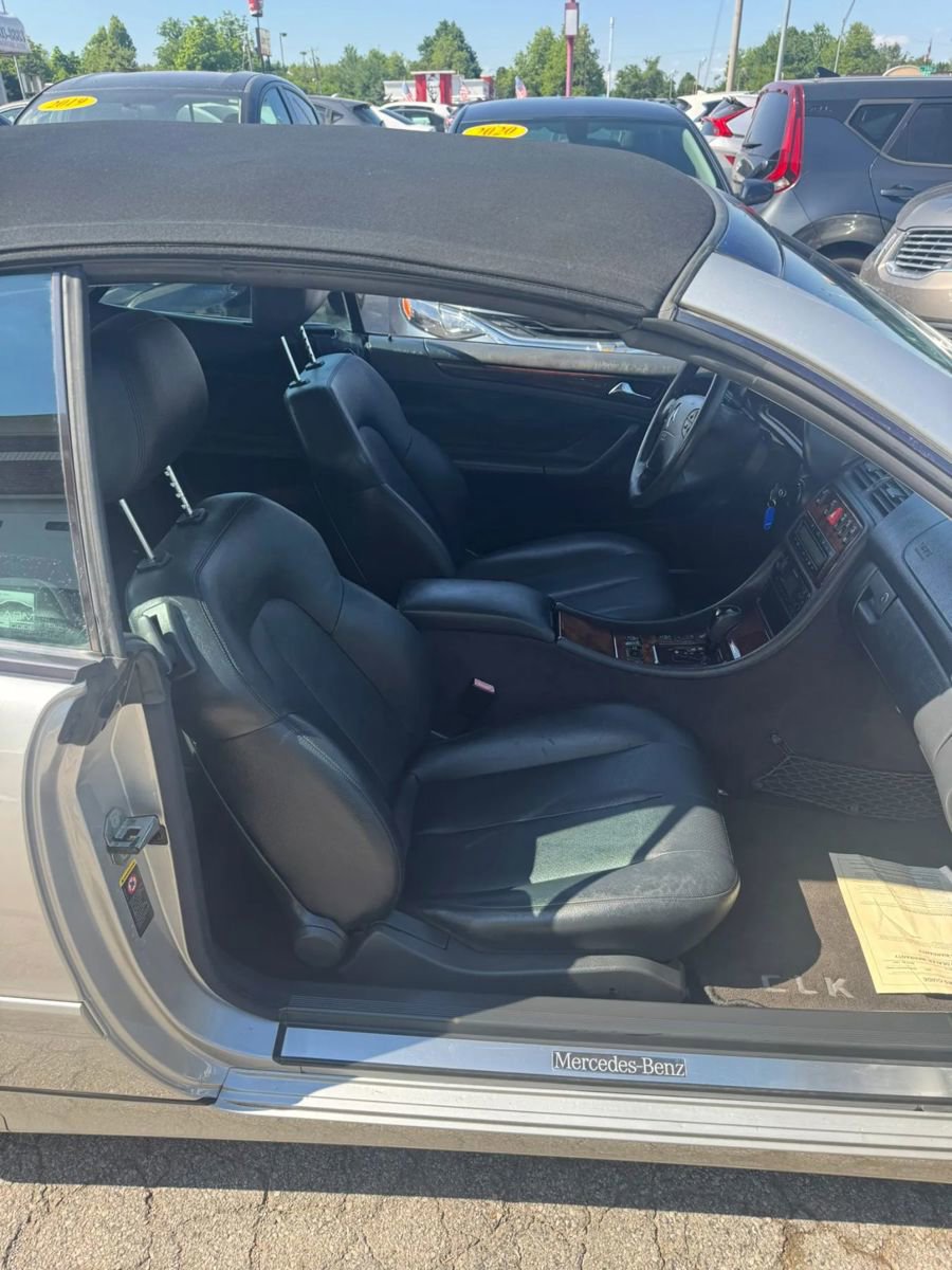 Used 2003 Mercedes-Benz CLK 320 Cabriolet image 9