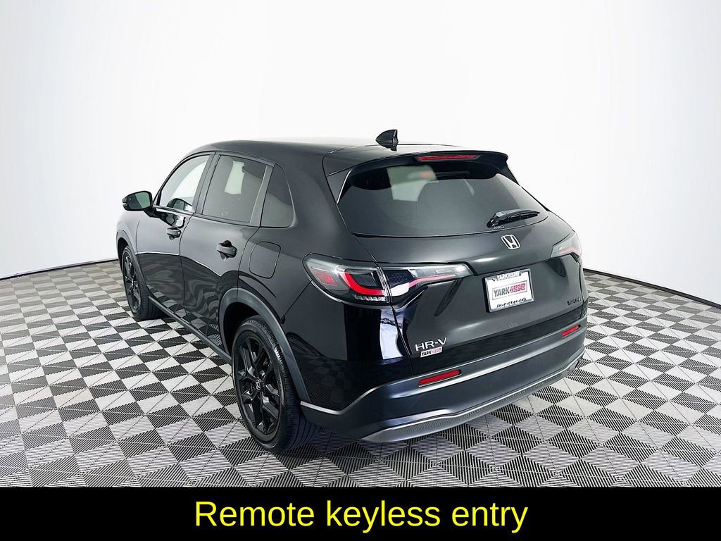 Used 2023 Honda HR-V Sport image 7