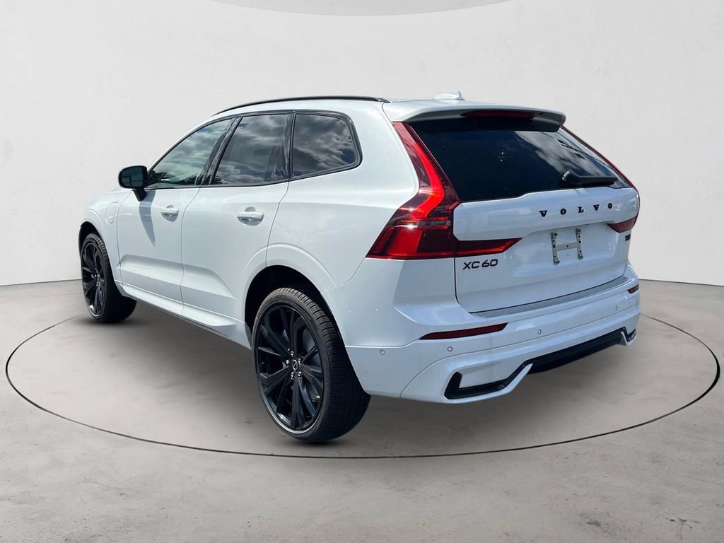 New 2026 Volvo XC60 T8 Ultra w/ Protection Package Premier AWD/4WD image 3