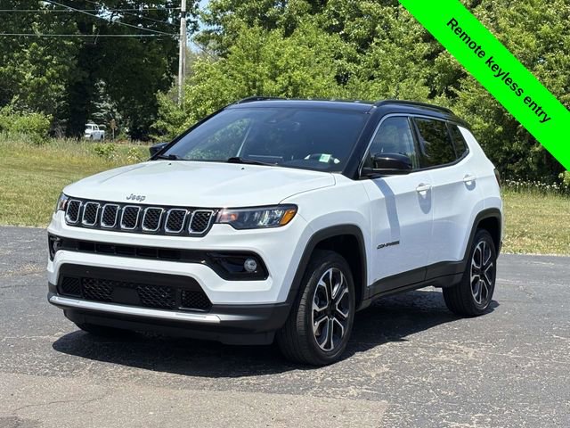 Used 2023 Jeep Compass Limited AWD/4WD image 29