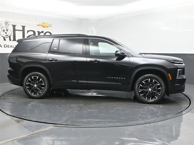 New 2026 Chevrolet Traverse LT w/ Sun and Wheel Package image 1