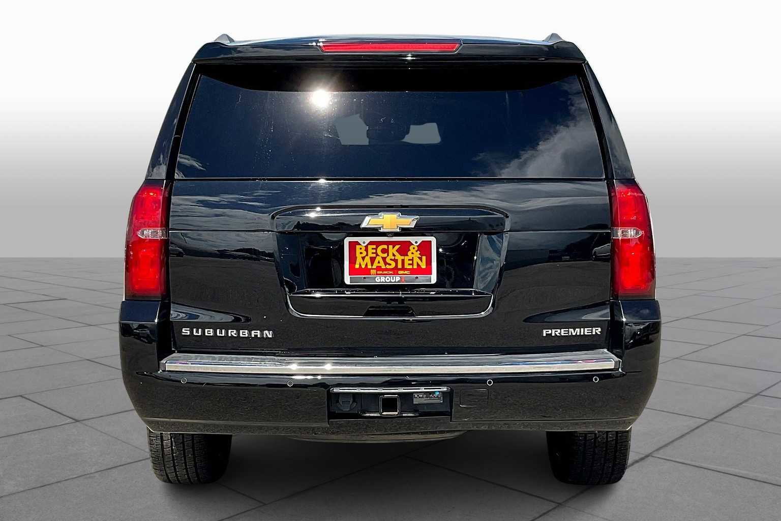Used 2019 Chevrolet Suburban Premier image 4